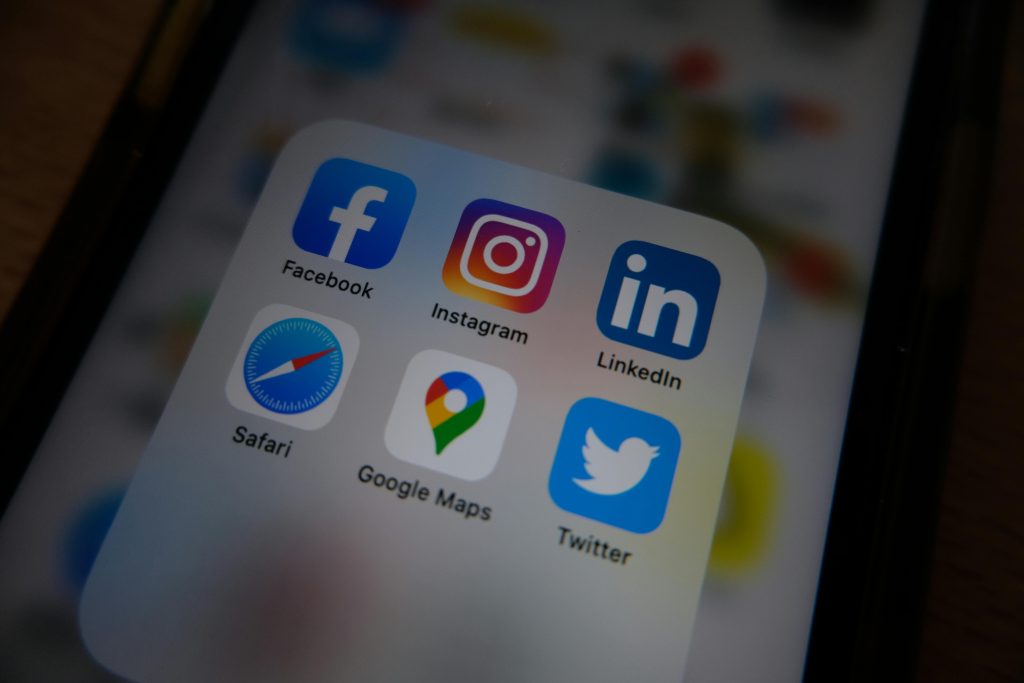 درآمدزایی در لینکدین